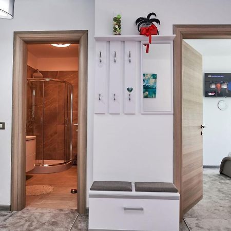 Sonnenstrand Apartment - Spa N Pool Beach Resort Mamaia Exterior photo